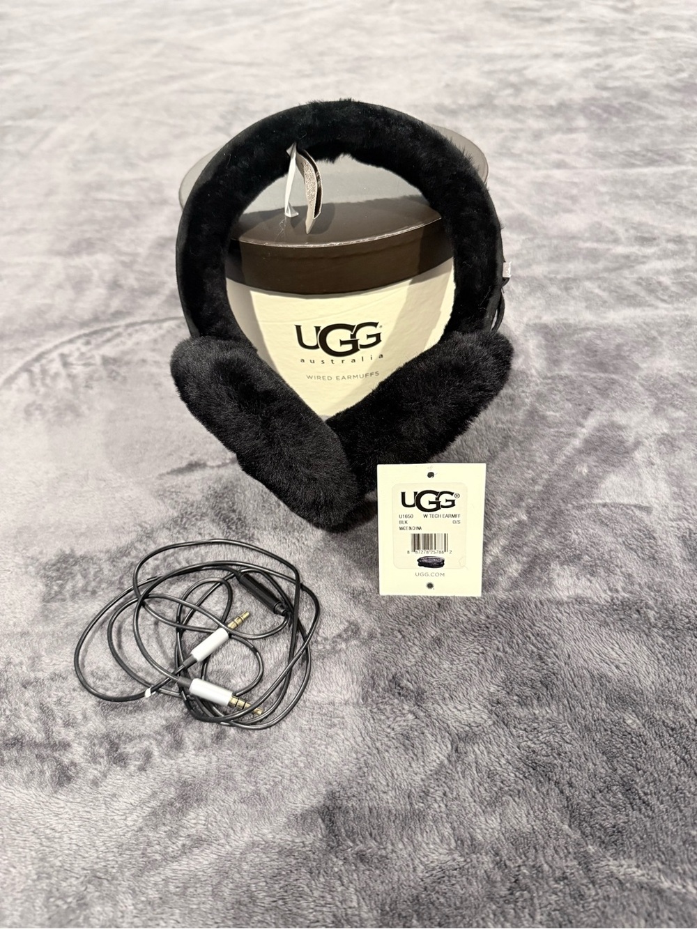 UGG Australia Wired Tech Earmuffs | Black | One Size